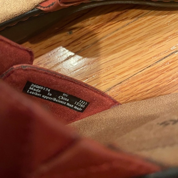 Clarks Red/Burnt Orange Mules Comfortable Slip-On Design - Picture 3 of 4